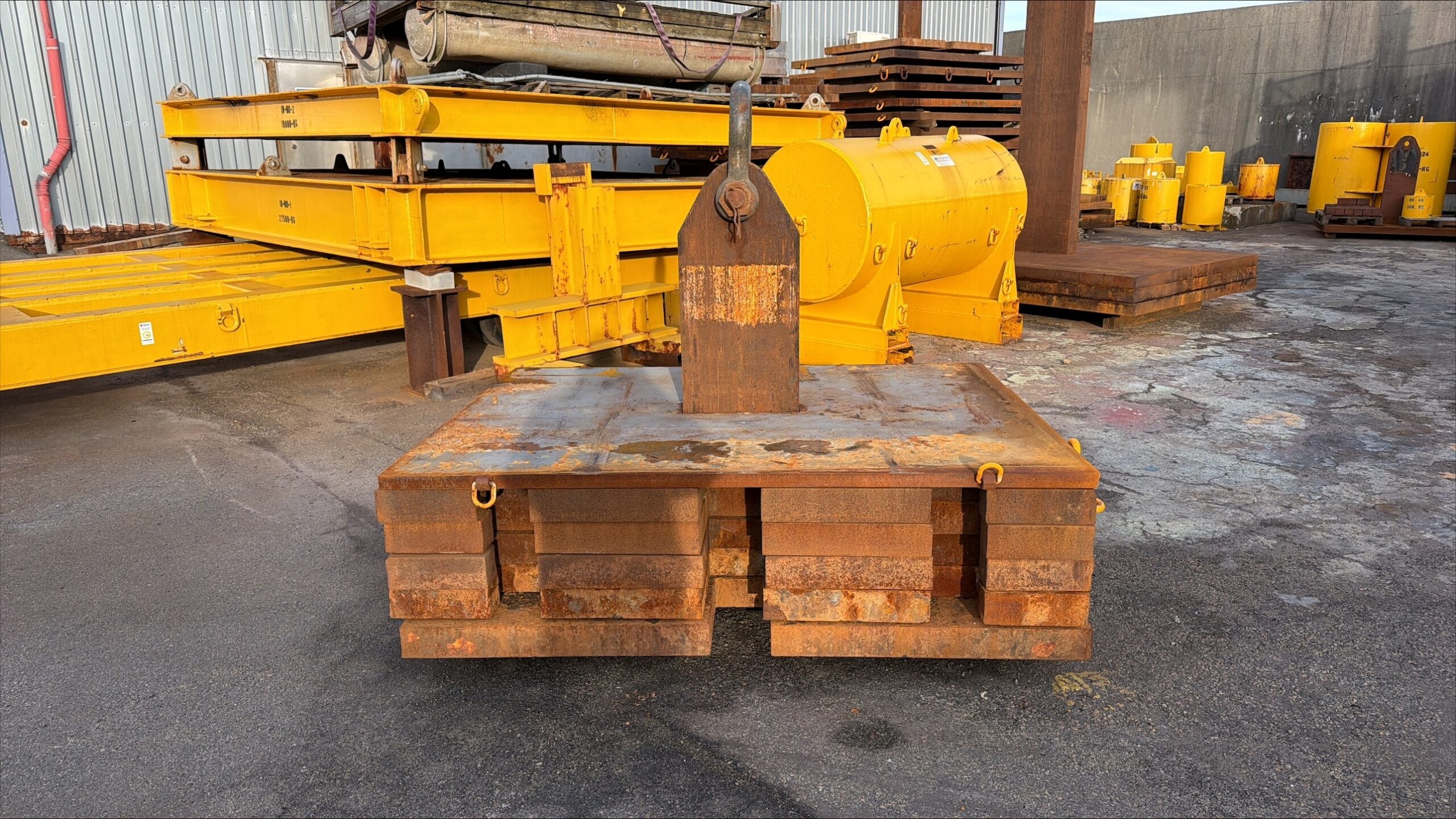 Lodd til maritim og offshore bruk fra 150 kg til 160 tonn - utleie og salg hos A. Olufsen Ship & Offshore.